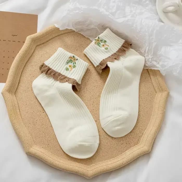 JK Lolita Chaussettes à volants de style japonais pour femmes, chaussettes à froufrous, broderie de 