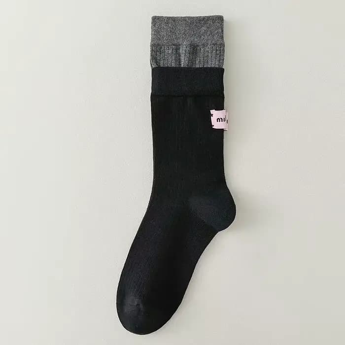 Chaussettes mi-tube en coton rayé pour femmes, chaussettes de sport, étiquette rose, lettre anglaise