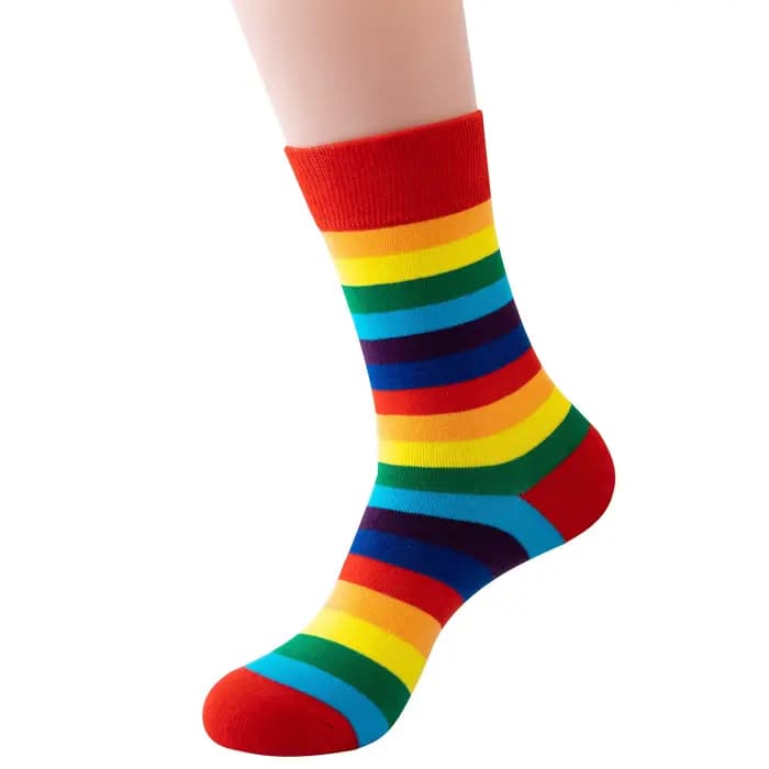 Chaussettes pour femmes, chaussettes en coton à rayures arc-en-ciel colorées, mignonnes et respirant