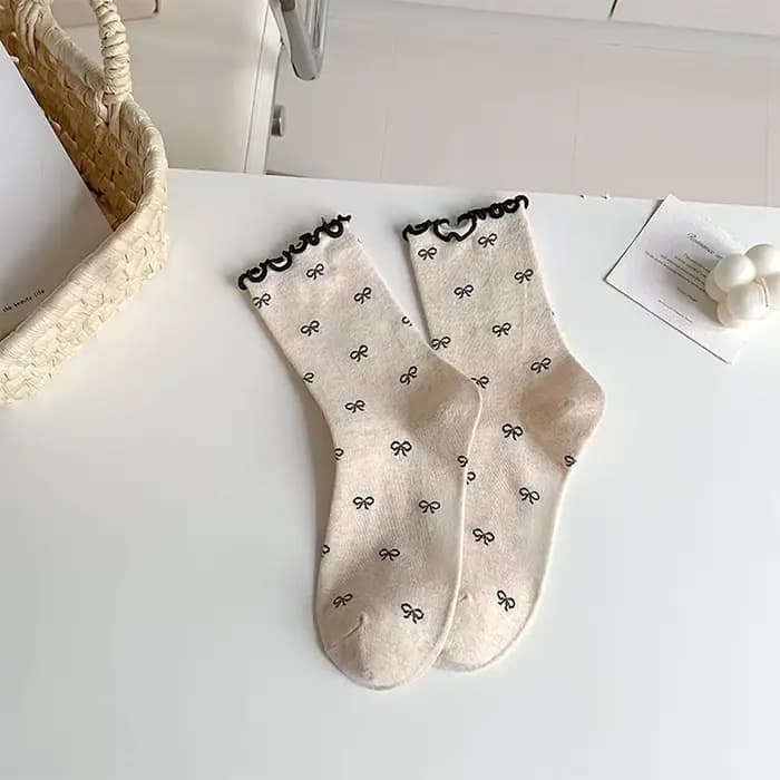 Chaussettes rétro à fleurs pour femmes, chaussettes en coton à bord festonné, chaussettes mi-hautes 