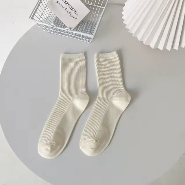 Chaussettes en coton solide pour femmes, chaussettes longues vertes, lolita skateboard, chaussettes 