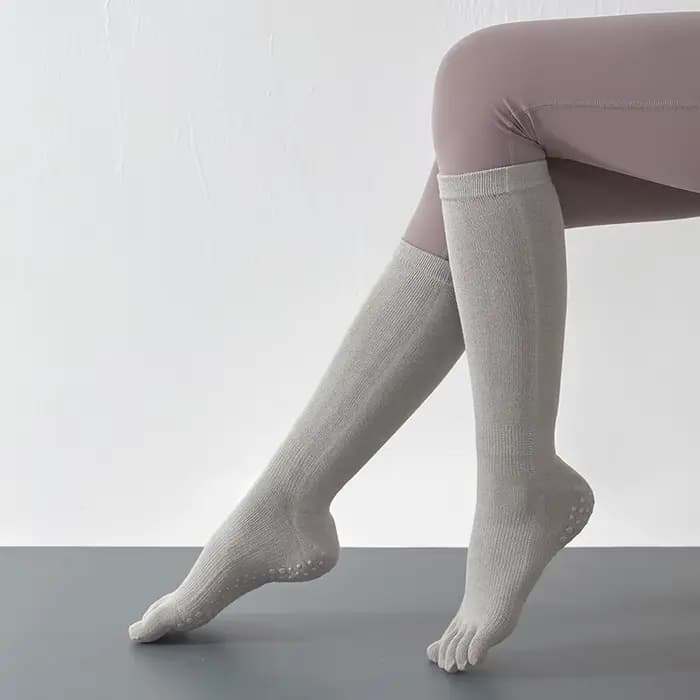 Chaussettes de Sport à 5 doigts pour femmes, longues, en coton solide, en Silicone, antidérapantes, 