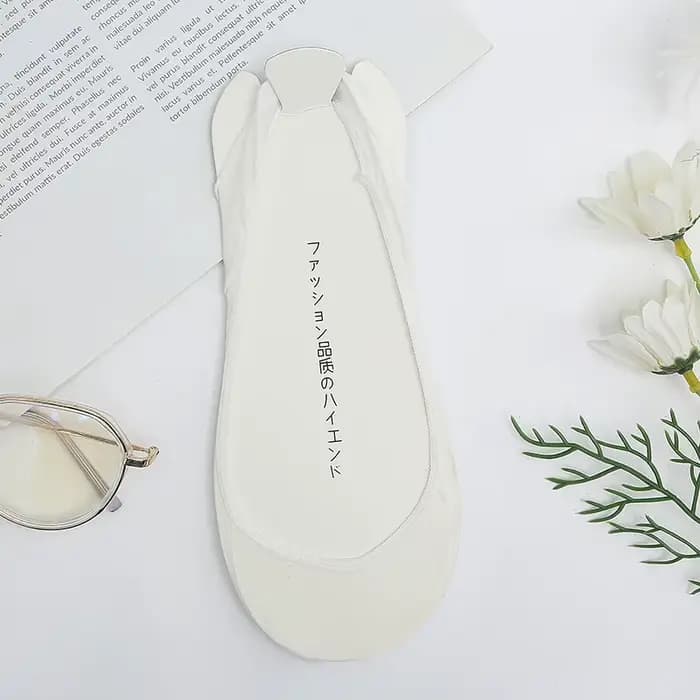 Chaussettes invisibles en soie glacée pour femmes, antidérapantes en silicone, pour chaussures à tal
