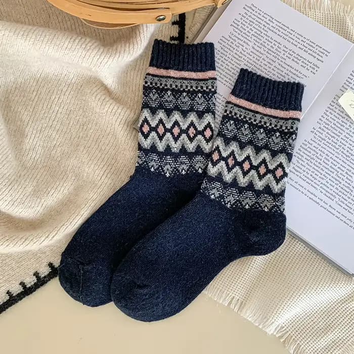 Chaussettes rétro pour femmes, nouvelles nouveautés tendance pour filles, chaussettes épaisses décon