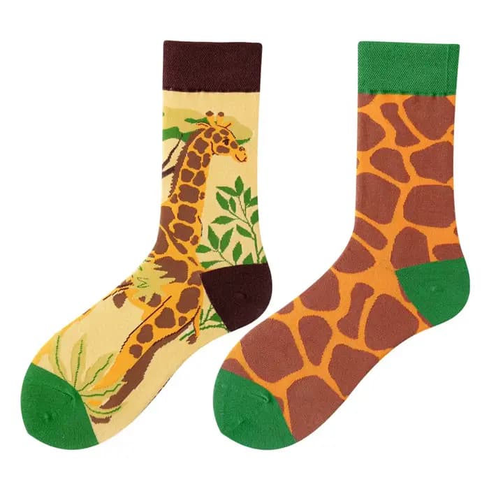 1 paire de chaussettes à imprimé girafe, tendance et élégantes, adaptées aux deux sexes