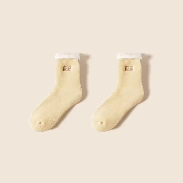 Automne et hiver nouvelles chaussettes épaisses pour femmes avec velours épaissi chaud géant épais c