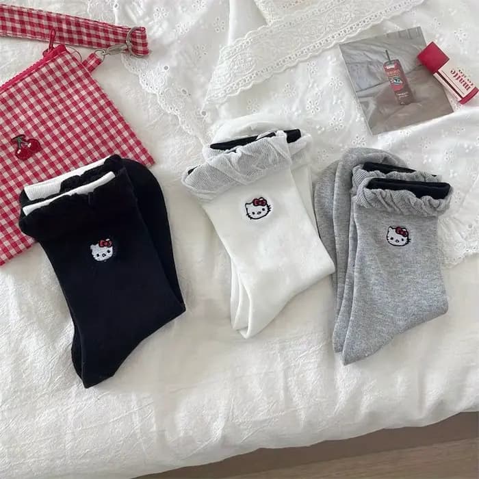 Chaussettes à volants Hello Kitty, chaussettes en coton pour filles, chaussettes courtes Kawaii avec