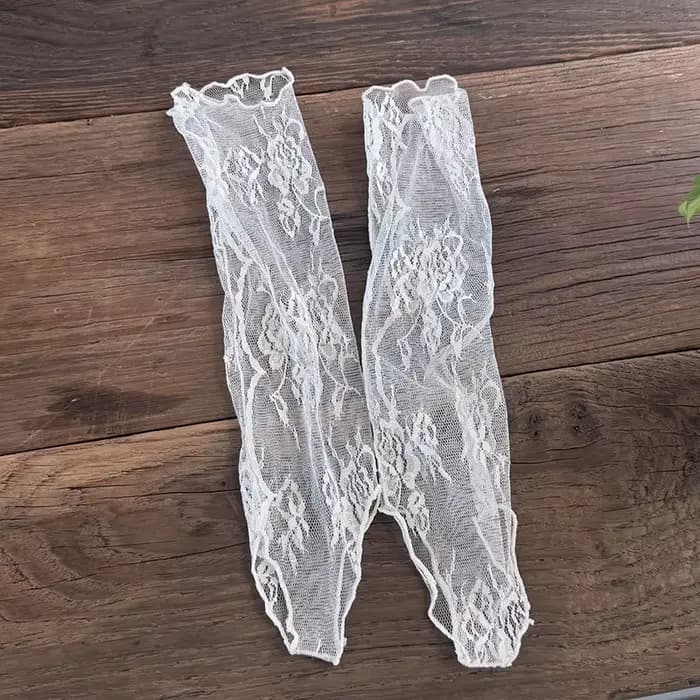 Chaussettes mi-mollet élégantes en dentelle brodée de fleurs pour femme 2026 – Style ballet blanc re
