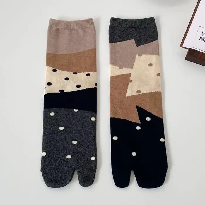 1 paire de chaussettes Jacquard colorées à deux orteils pour femmes, en coton doux et respirant, à b