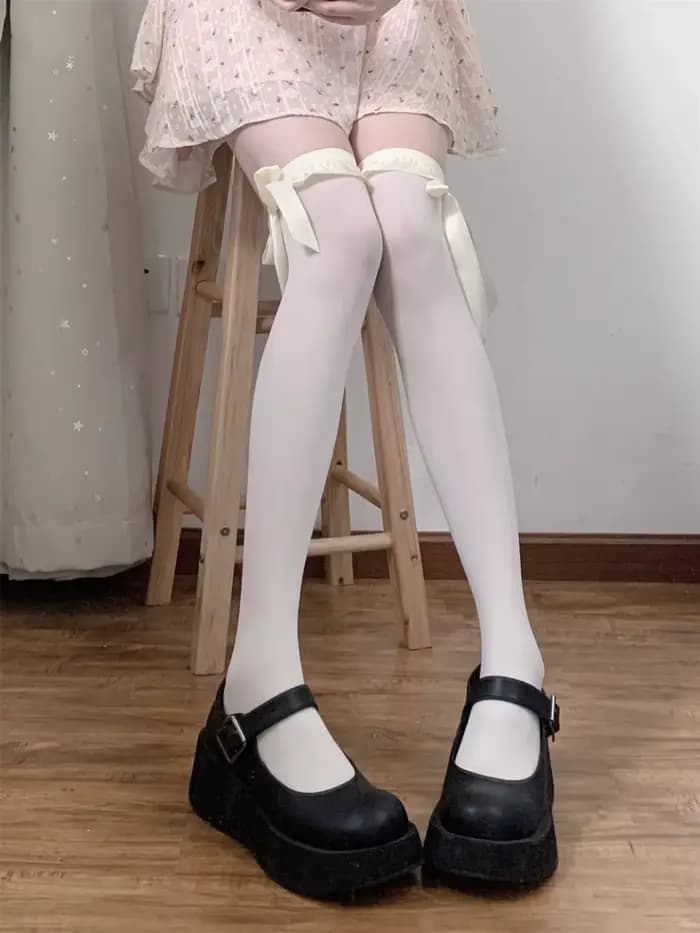 Chaussettes femme beauté japonaise Kawaii douce fille dentelle chaussettes hautes mignon Cool nœud r