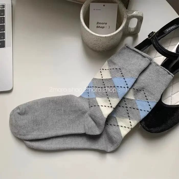 Chaussettes mi-tube à carreaux diamantés pour femmes, respirantes, souples, rétro, preppy, britanniq