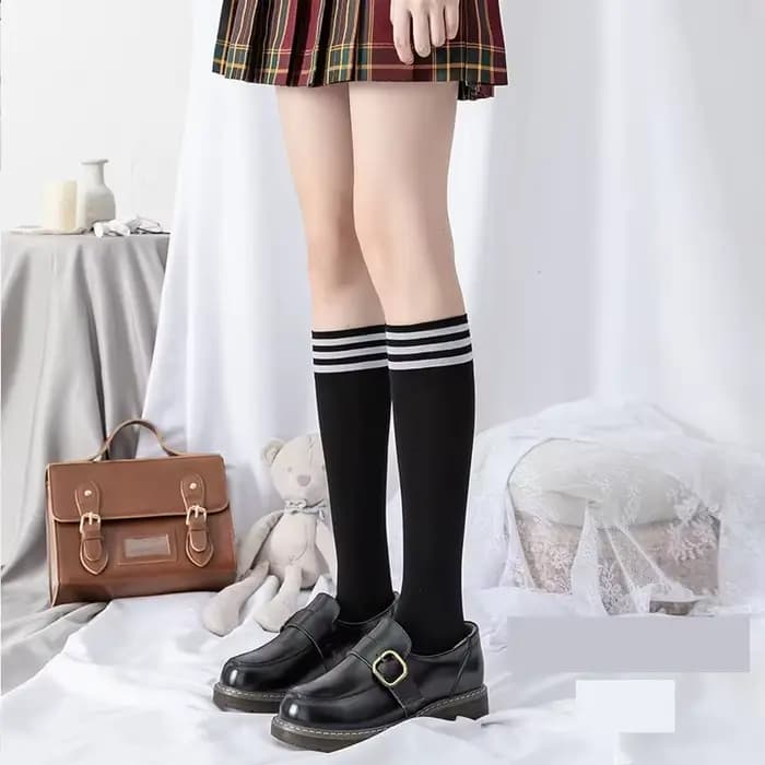 Chaussettes hautes pour femmes, chaussettes hautes à rayures solides, amincissantes, confortables