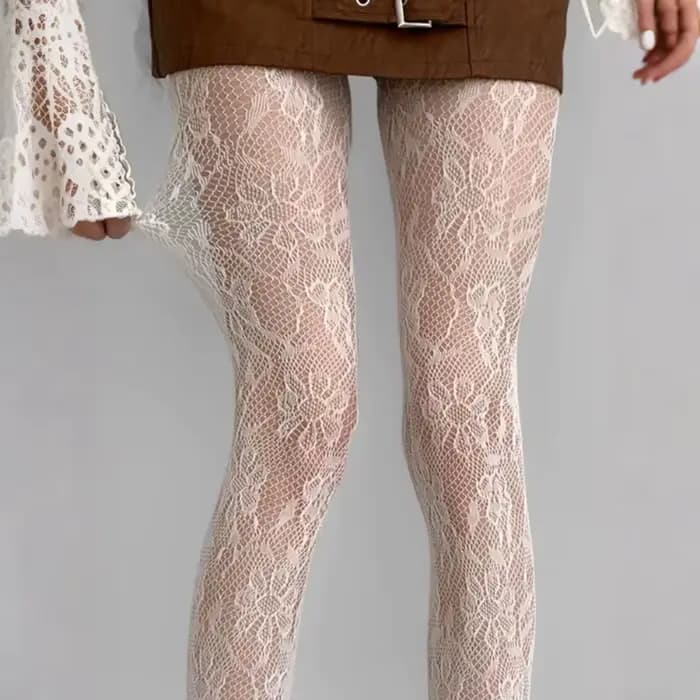Nouvelles basques Lolita blanches pour femme, sexy, en dentelle florale, bas cuissardes ajourés, col