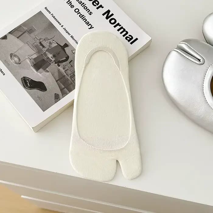 Chaussettes d'été à deux doigts pour femmes, fines, antidérapantes, invisibles, coupe basse, bateau,