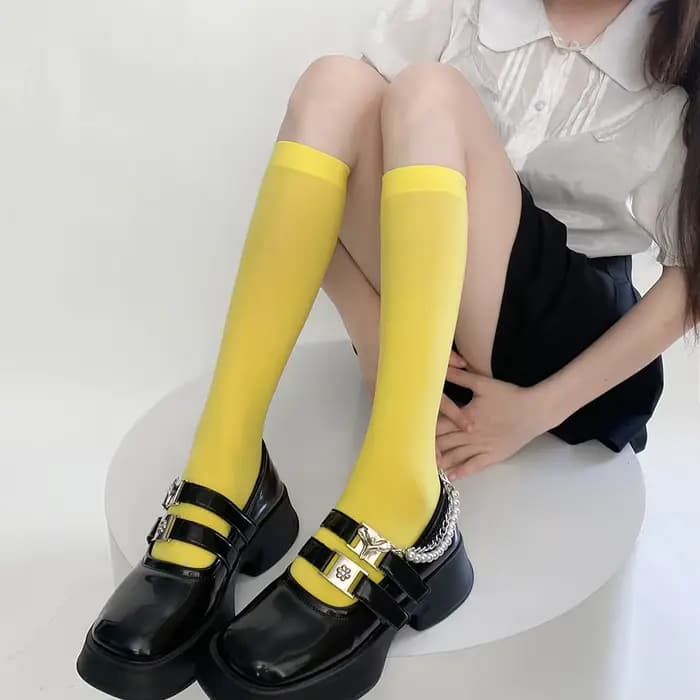 Chaussettes hautes pour femmes Kave, nouvelle mode 2026, bas colorés, chaussettes mi-mollet, chausse