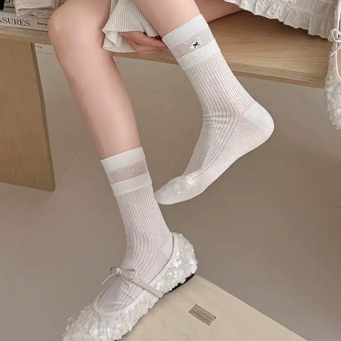 Chaussettes tendance pour femmes