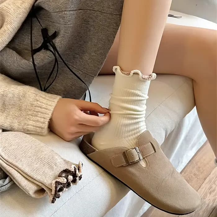 Chaussettes coréennes simples pour femmes