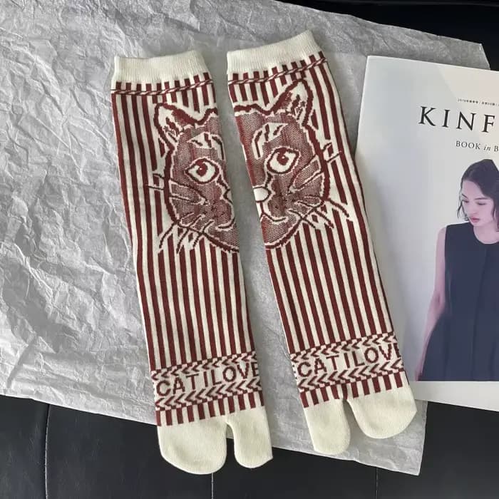 Haute qualité bout fendu femme coton chaussettes printemps automne hiver chat motif lettres rayures confortable deux orteils femmes Tabi Sox