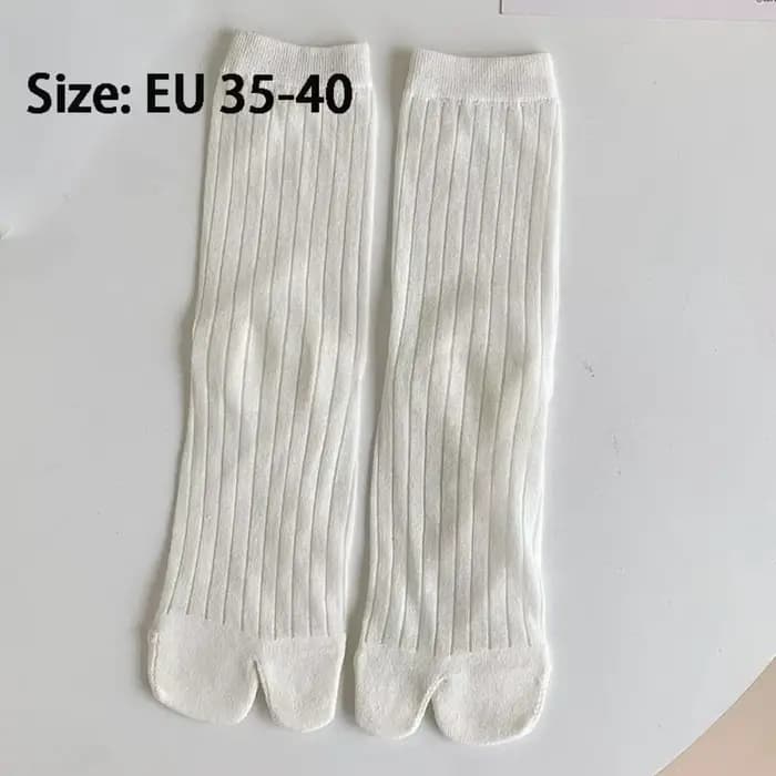 Chaussettes tendance pour femmes