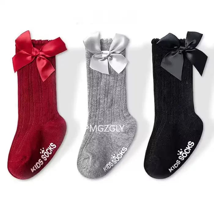 Chaussettes Tube hautes avec nœud papillon rouge, bas de noël pour filles, nourrissons et tout-petits, en coton doux, chaussettes de sol antidérapantes, cadeau pour bébé
