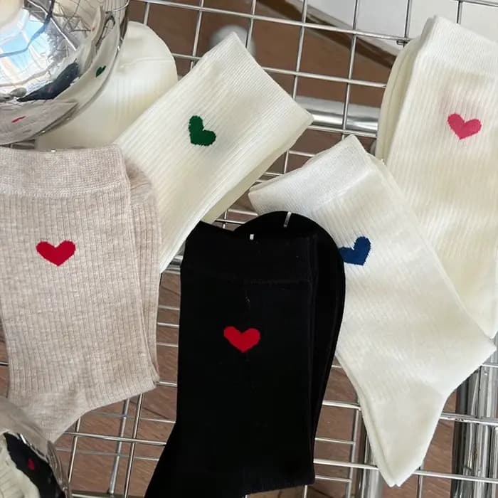 Chaussettes pour femmes coréen amour Simple polyvalent doux Kawaii mi Tube
