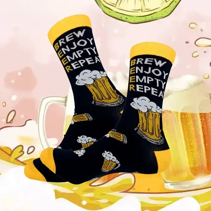 1 paire de chaussettes en verre de bière noir