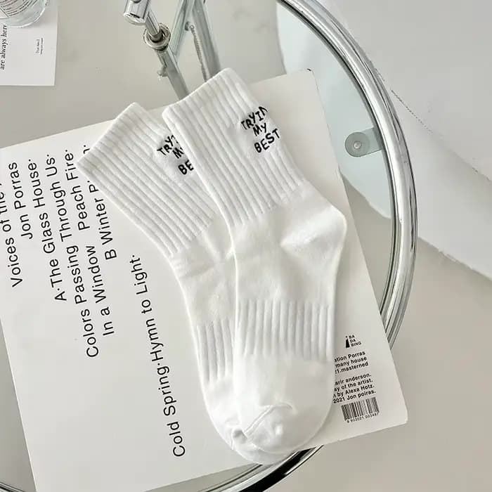 Chaussettes d'équipage de broderie de lettres pour femmes et filles