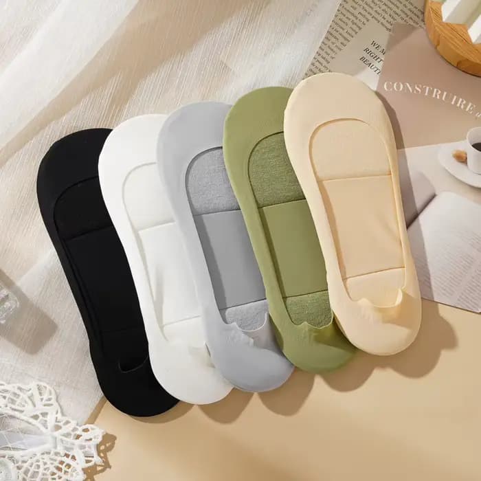 5 paires de chaussettes invisibles à coupe basse pour femmes, avec fond en éponge, antidérapantes, résistantes à l'usure, confortables, chaussettes décontractées pour chaussures à talons hauts