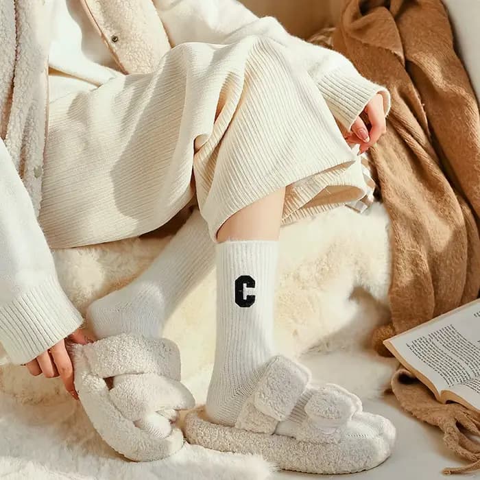 Chaussettes de luxe en laine pour femmes
