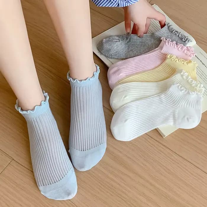 Chaussettes d'été pour femmes, nouvelles, unies, décontractées, quotidiennes, à volants, fines, respirantes, ajourées, à la mode, courtes