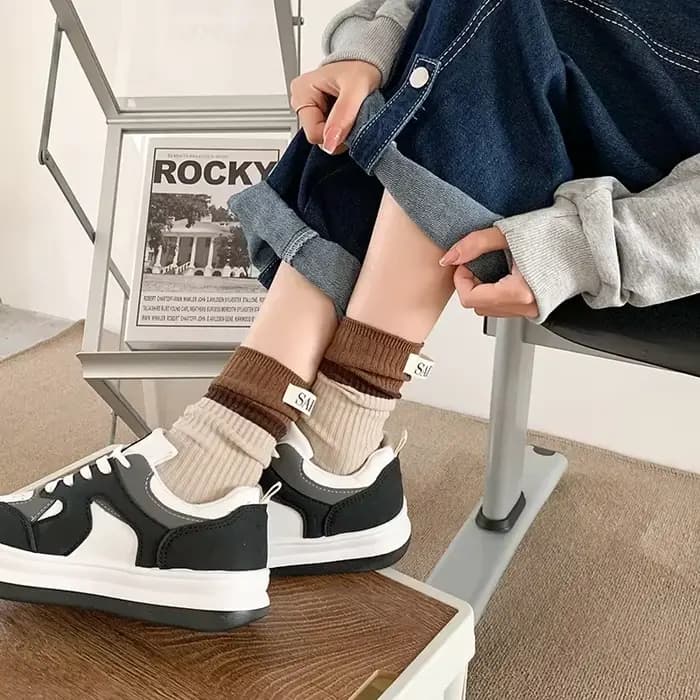Chaussettes empilées montantes pour femmes