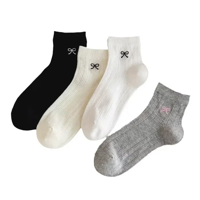 Chaussettes en coton avec nœud brodé pour femmes