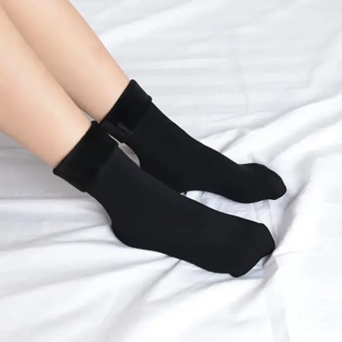 Chaussettes en velours pour femmes, chaussettes d'hiver épaisses et chaudes, douces et confortables, couleur unie, bas épais, bottes souples