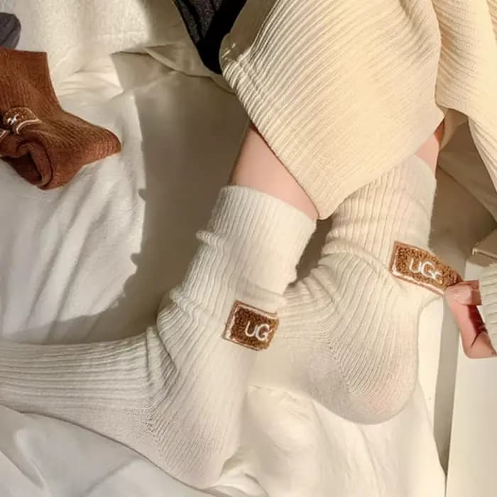 Chaussettes pour femmes Ins mi-tube chaussette garder au chaud tricoté femme botte de neige