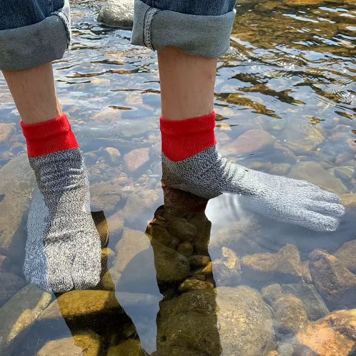 Chaussettes antidérapantes pour sports de plein air