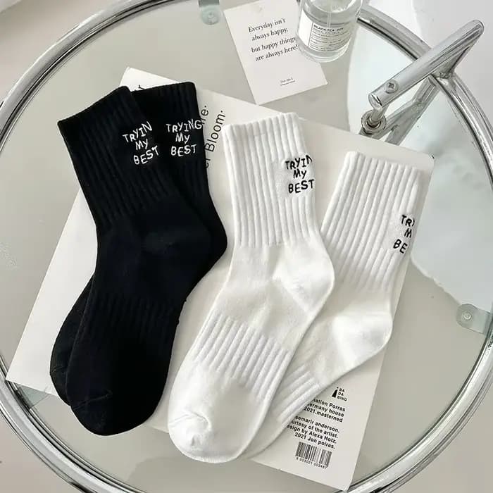 Chaussettes d'équipage de broderie de lettres pour femmes et filles