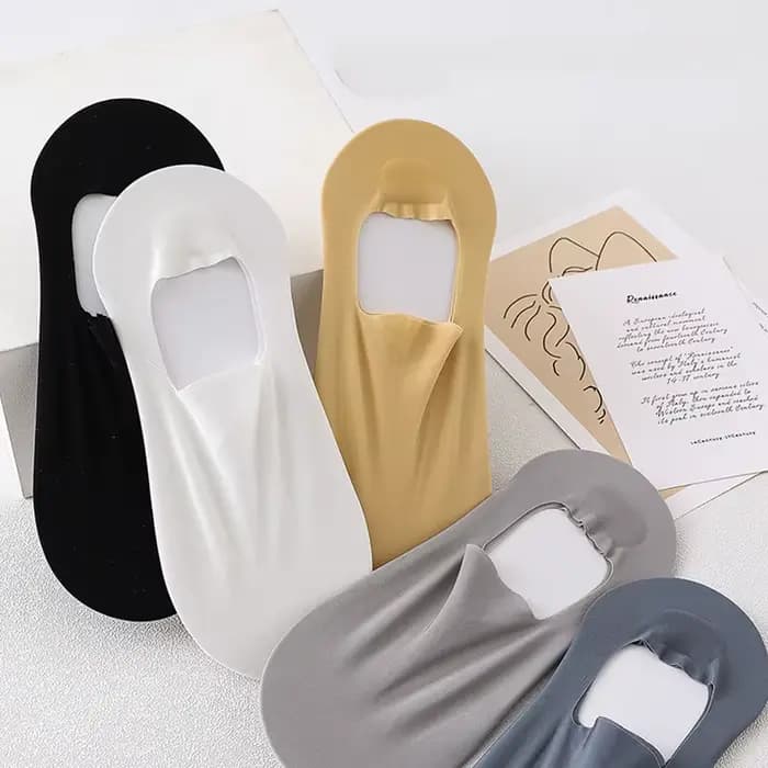 Chaussettes en soie glacée pour hommes
