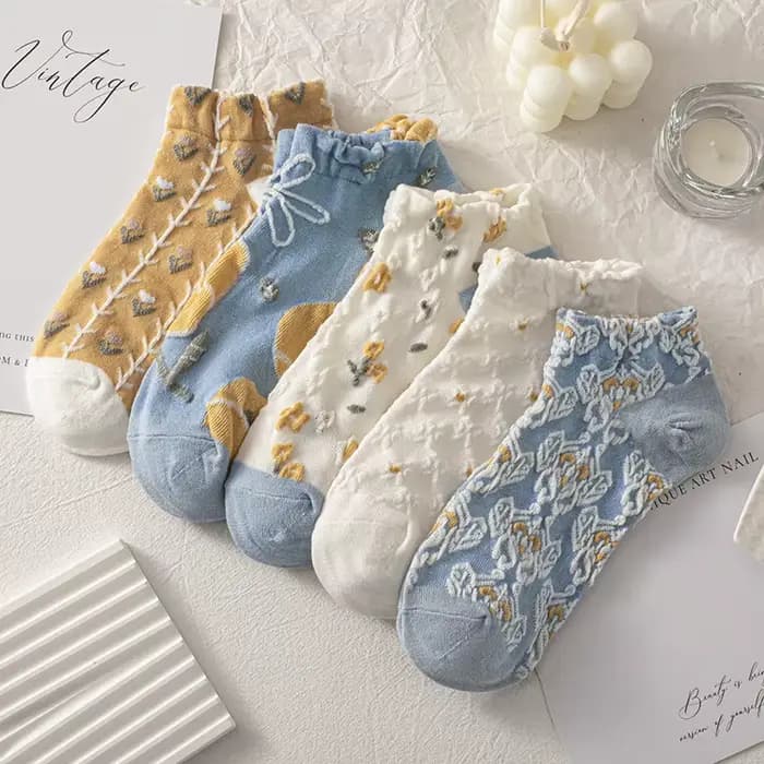 Chaussettes fines en coton pour femmes