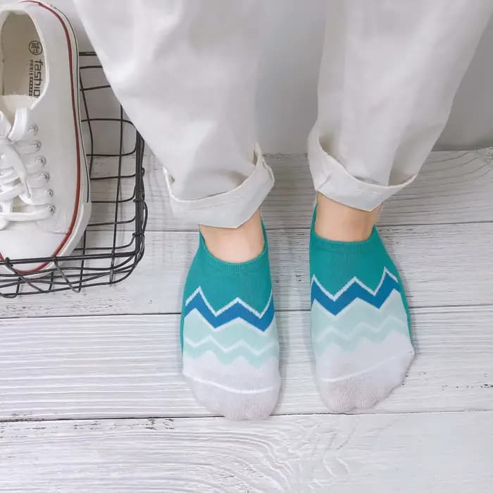 Chaussettes courtes de loisirs de style britannique pour femmes, chaussures à pois pour dames, chaussettes en coton non ald, nouvelle arrivée, mode, heureux, 5 paires