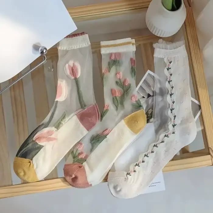 Chaussettes tendance pour femmes