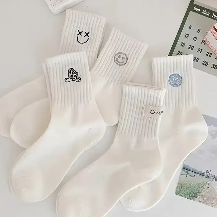 Chaussettes mi-tube pour femmes, absorbant la sueur, respirant, visage souriant, sport pour dames, mode, automne, hiver, nouveau, 5 paires