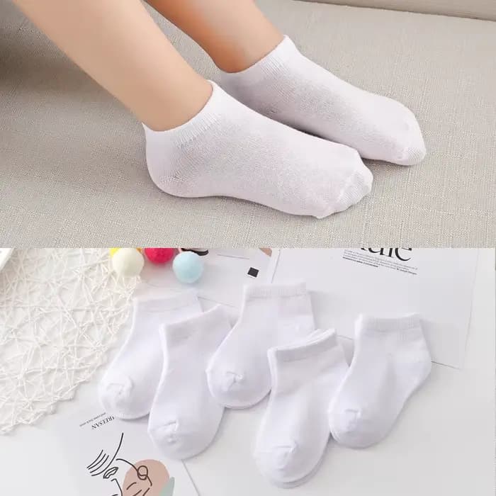 Chaussettes courtes blanches pour enfants