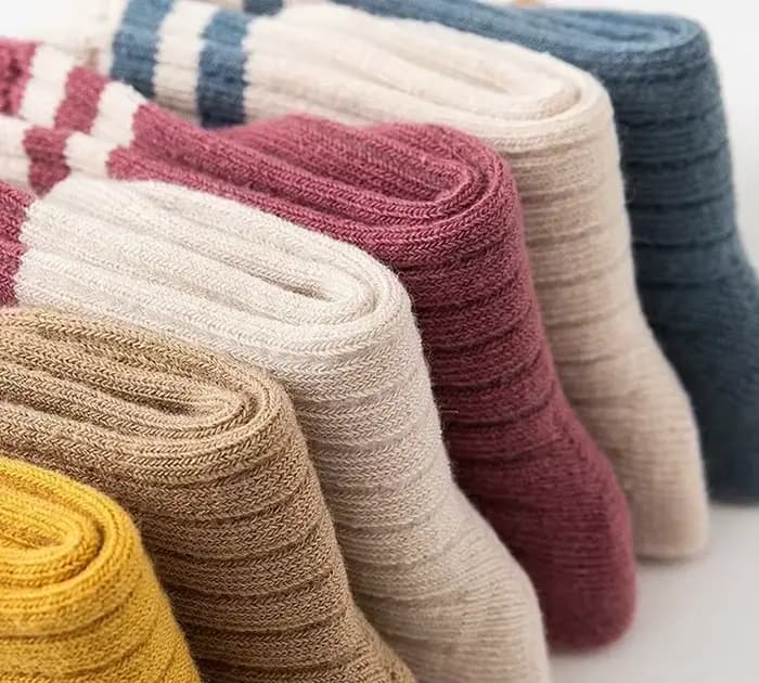 Chaussettes tricotées pour enfants coréens