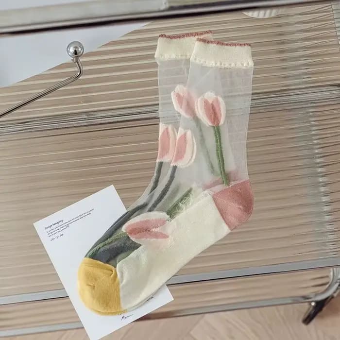 Chaussettes tendance pour femmes