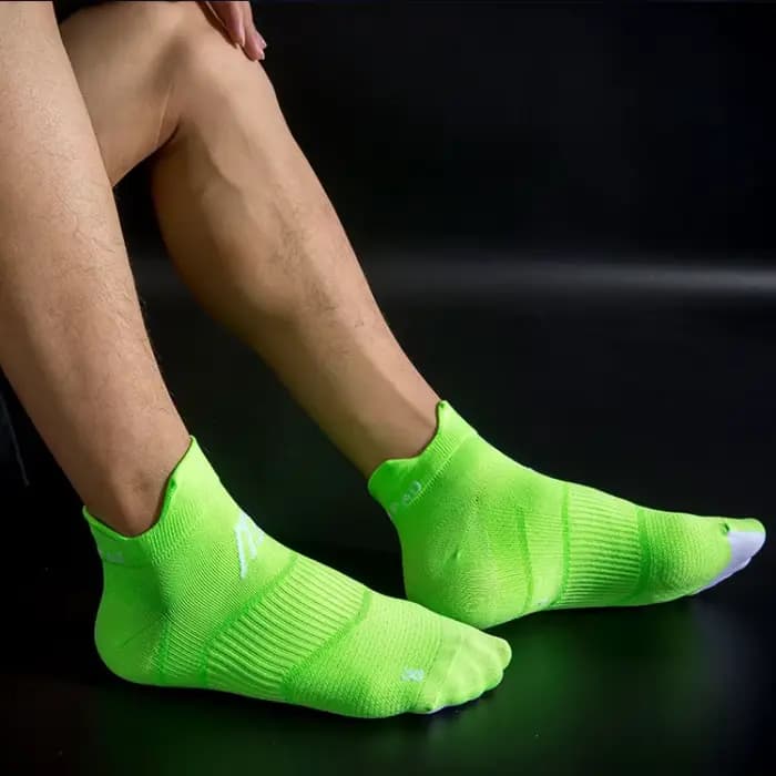 Chaussettes de sport courtes respirantes et fines pour hommes et femmes