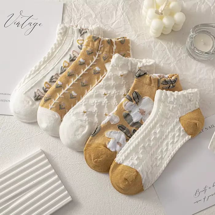 Chaussettes fines en coton pour femmes
