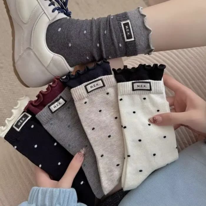 Chaussettes pour femmes tendance, chaussettes longues à pois mignons, chaussettes à volants décontractées, respirantes, style preppy, nouveautés pour femmes, chaussettes en coton douces et confortable