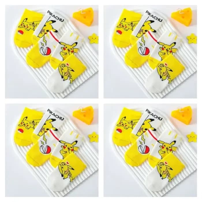 1 paire de chaussettes Pokemon