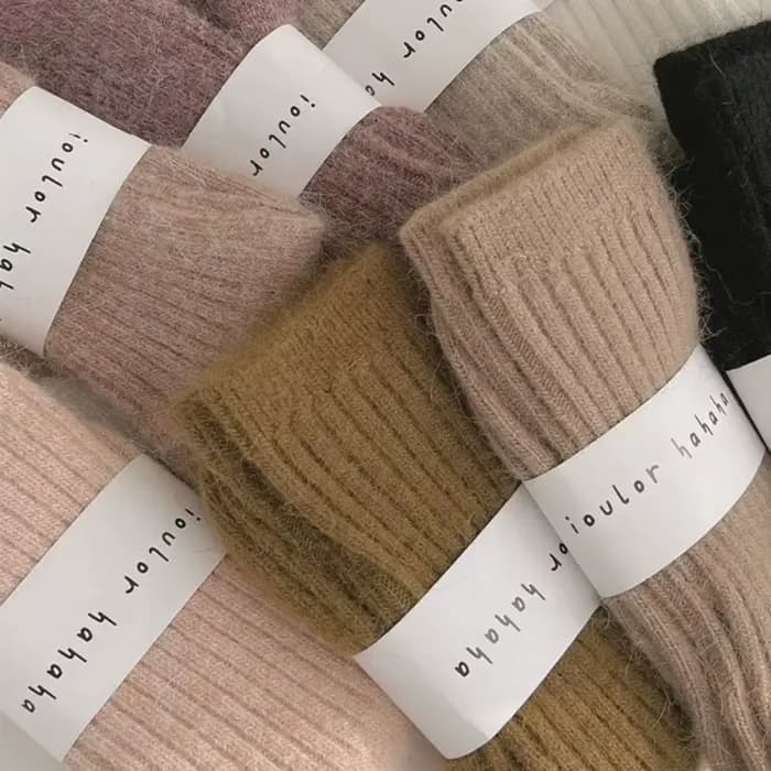 Chaussettes en velours chaud d'hiver en cachemire pour femmes, chaussettes thermiques épaisses à rayures, chaussettes longues mi-tube pour femmes