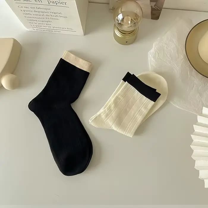 Chaussette à bande verticale pour femme